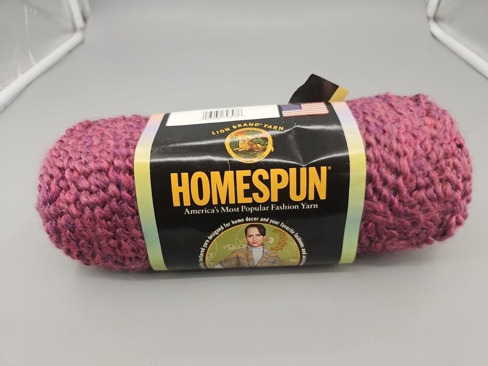 Lion Brand HOMESPUN Yarn 398 Plum 6 oz.